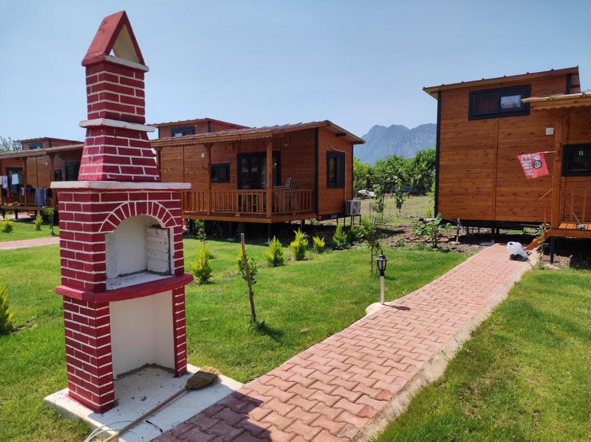 Ugur Pansiyon Bungalows Cirali Exterior photo