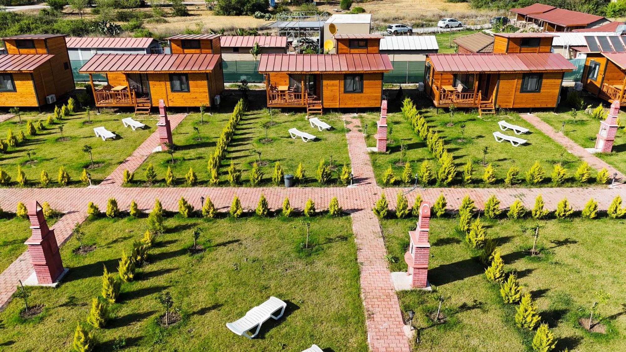 Ugur Pansiyon Bungalows Cirali Exterior photo