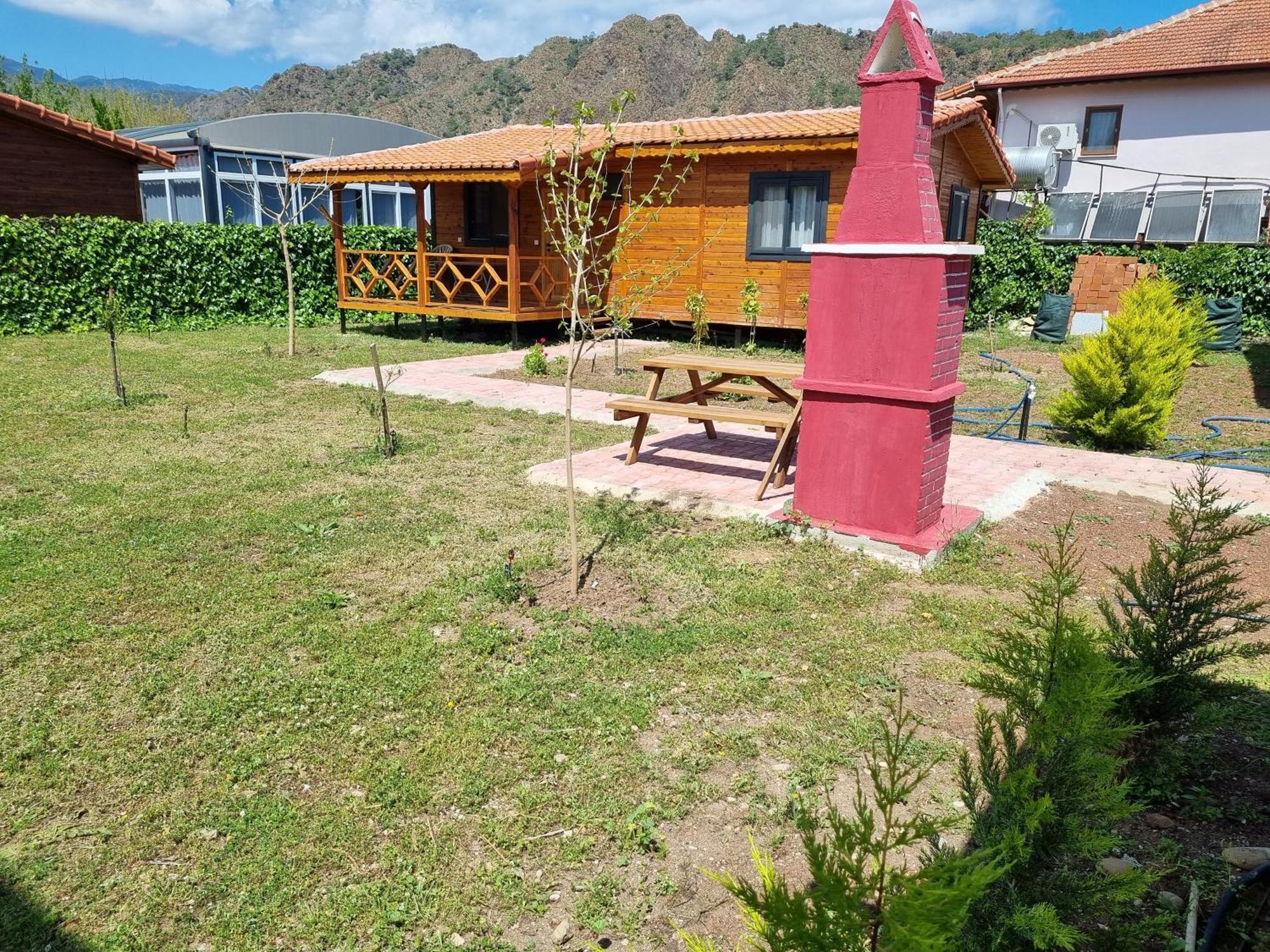 Ugur Pansiyon Bungalows Cirali Exterior photo